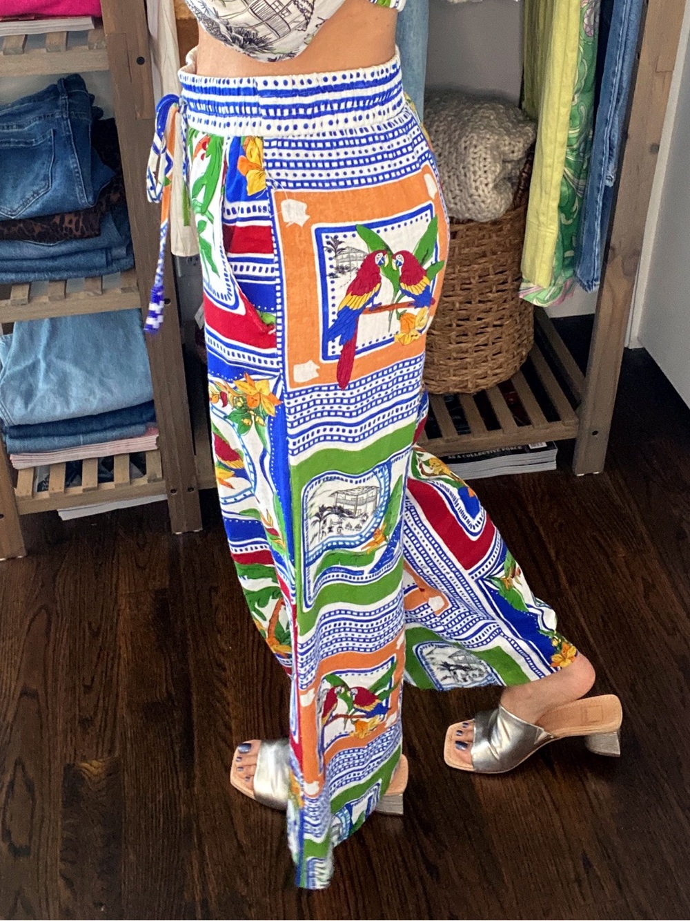 JOIE Tropical Print Linen-Blend Top & Pant Set in Royal Blue, Red, Green! 🌴 - Picture 4 of 16